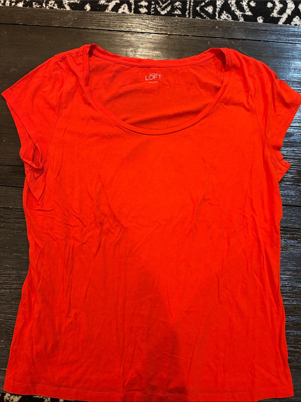 LOFT Bright Red Scoop Neck Short Sleeve Tee